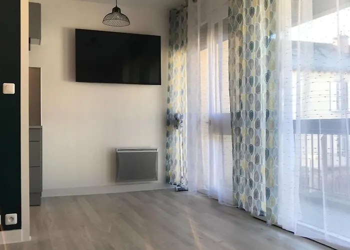 公寓 Agreable 欧里亚克